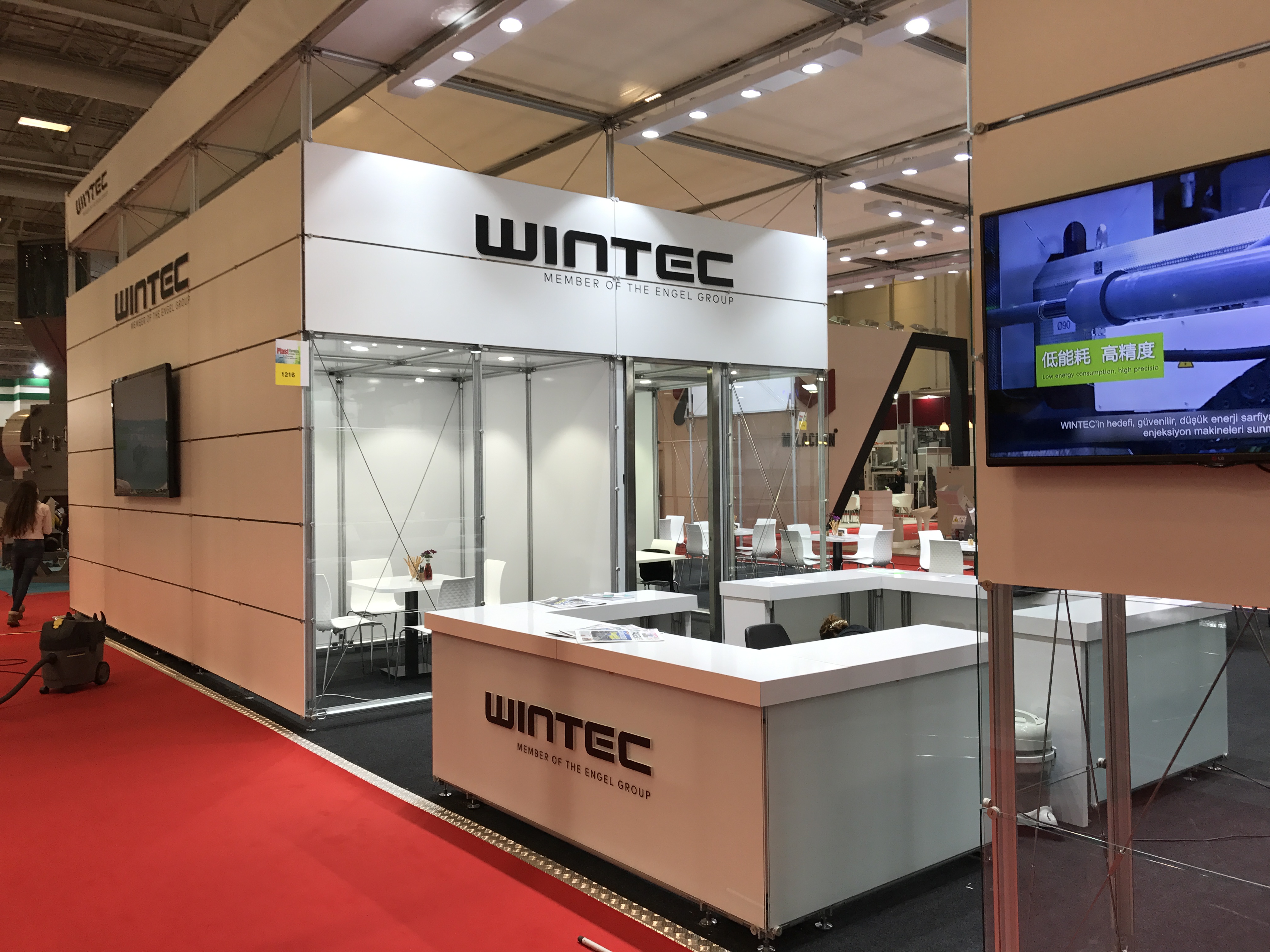 Exhibition stand slide 10